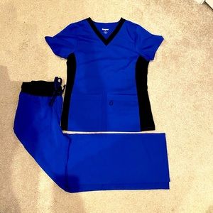 Women’s Scrub Star set